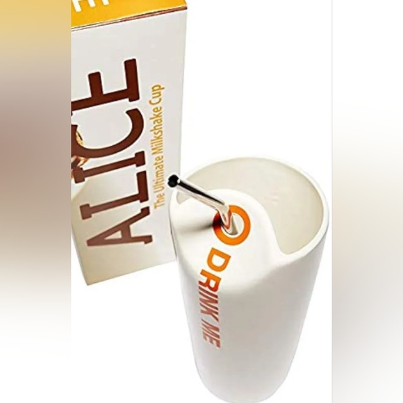 Max Brenner Alice Milkshake Glasses - Set of Two - Picture 5 of 5